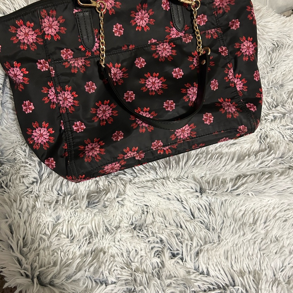 Floral Black and Pink Women's Tote Bag